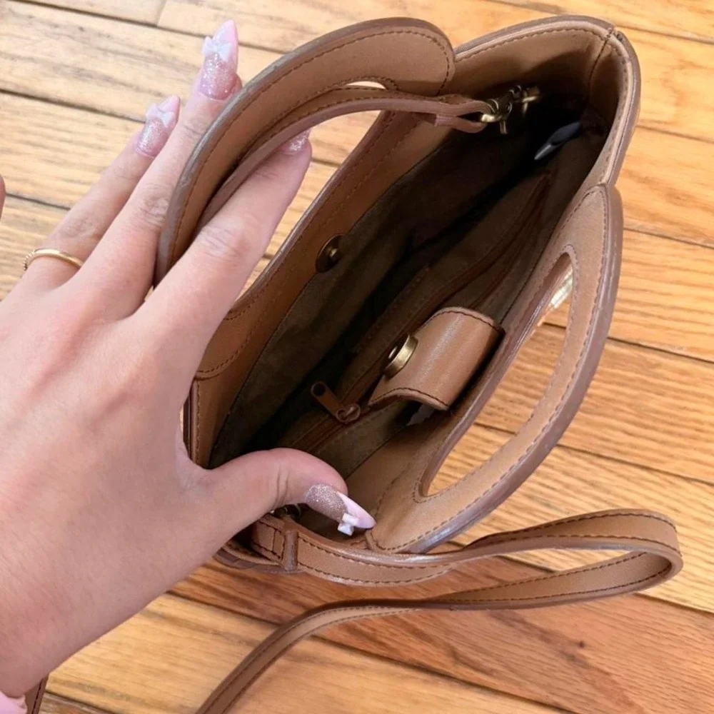 Fossil brown + tan striped handbag with funky‎ handle and strap
